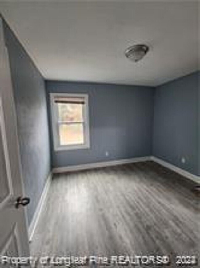 Building Photo - 5100 Redwood Dr