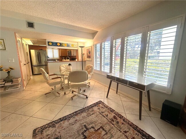 Foto del edificio - 1629 Spoonbill Ln