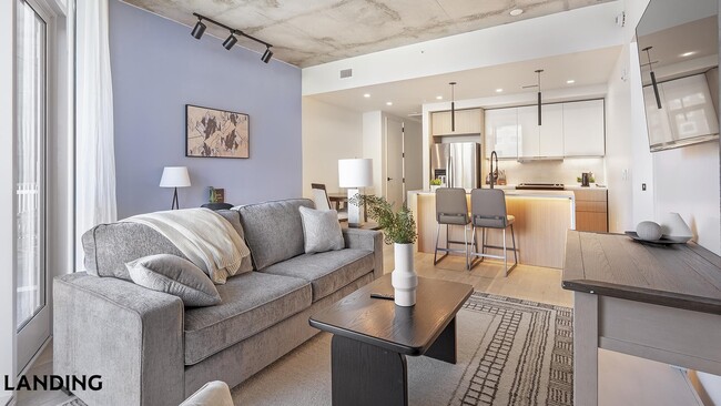 Building Photo - 143 E Commerce St