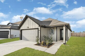 Building Photo - 15638 Buffalo Mdw Ct