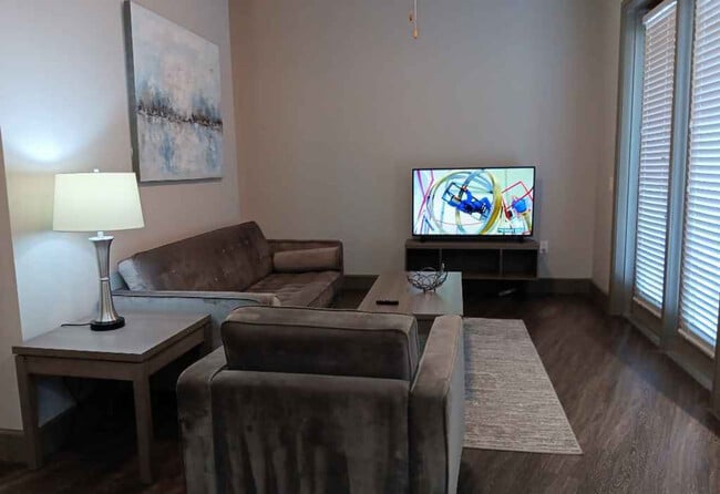 Building Photo - 11228 Domain Dr