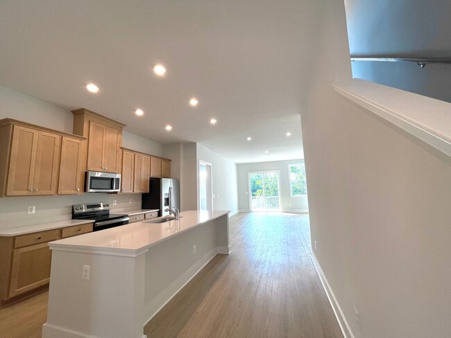Building Photo - 1606 Koch Ct