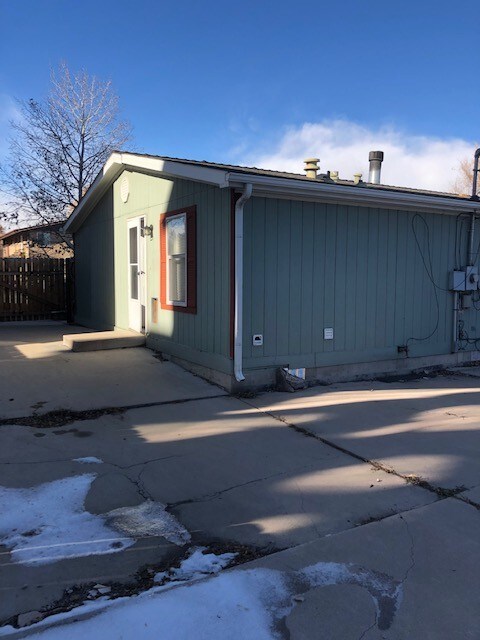 Building Photo - 1720 Fenton St