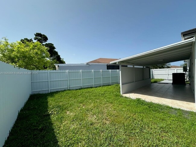Building Photo - 25636 SW 125th Pl