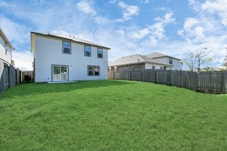 Building Photo - 7802 Hightree Dr