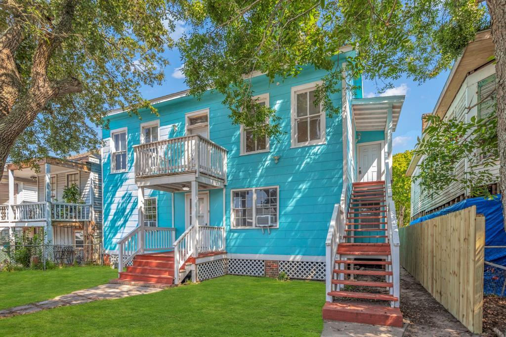 1614 Ave M 1/2 Unit Up, Galveston, TX 77550 Room for Rent in