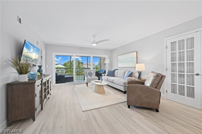 Building Photo - 10684 Gulf Shore Dr