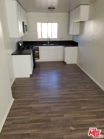 Foto del edificio - 952 N Hudson Ave