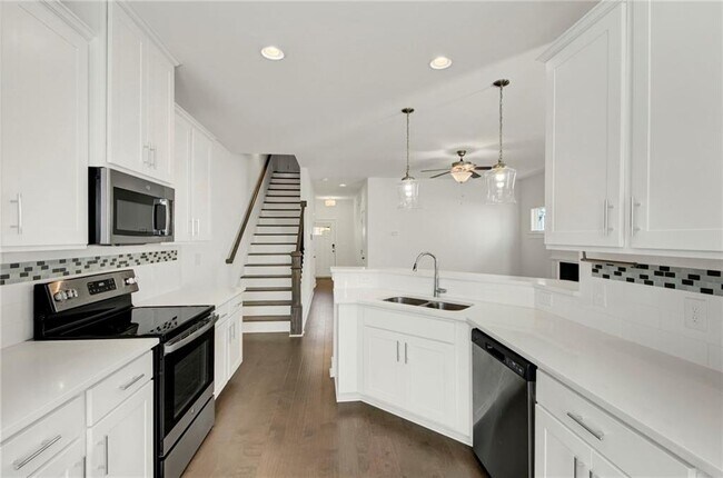 Foto del edificio - 1903 Plainsboro Dr