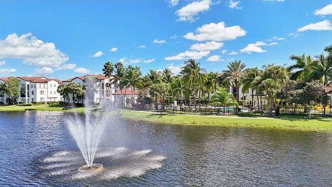 Building Photo - Grand Riviera Miramar