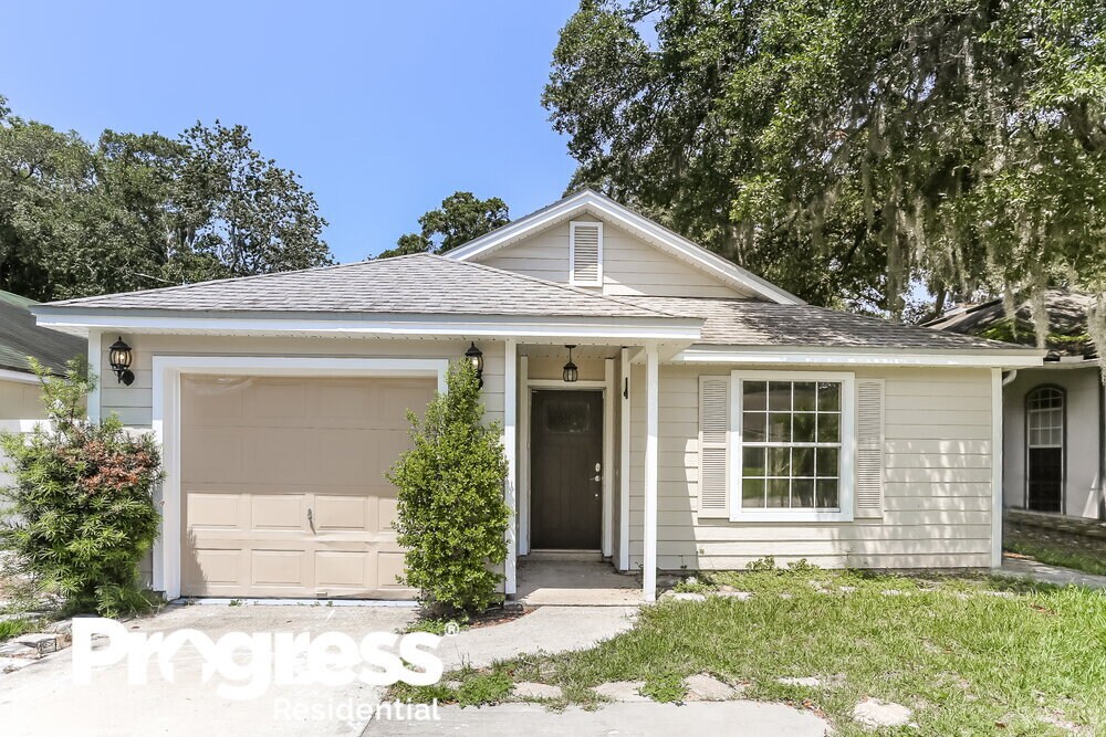 3030 Caroline Crest Dr E, Jacksonville, FL 32225 House for Rent in