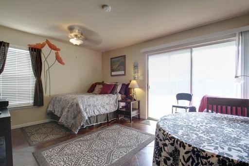 Building Photo - 301 W 38th St