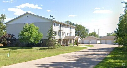 Building Photo - 2305 Martin St