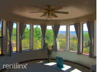 Building Photo - 3 br, 2 bath House - 1 Arrowhead Ct.