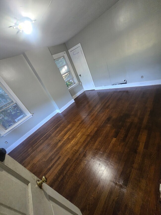 Foto del edificio - 609 Cooke St