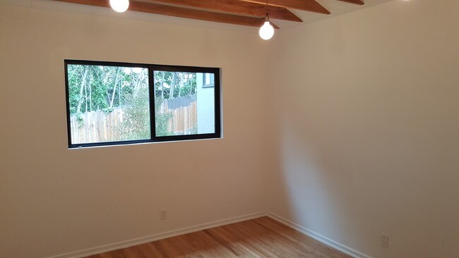 Bedroom - 2132 Griffith Park Blvd