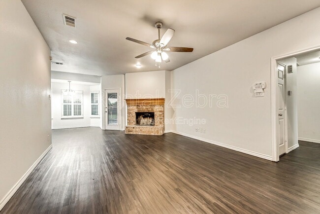 Foto del edificio - 1231 Shelby Dr