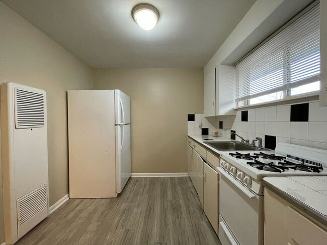 Photo - 1435 Otis St Apartment