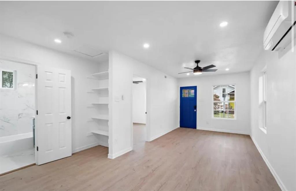 Foto principal - 2312 Lucinda St