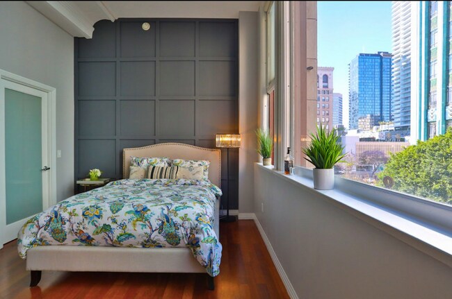 Foto del edificio - 907 S Broadway