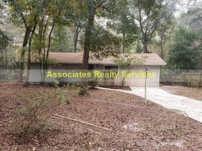 Building Photo - 4023 NW 30th Ter