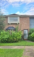 Building Photo - 7063 Chasewood Dr