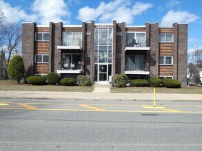 Building Photo - 37 South St