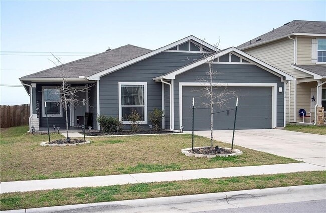 Building Photo - 810 Comal Run