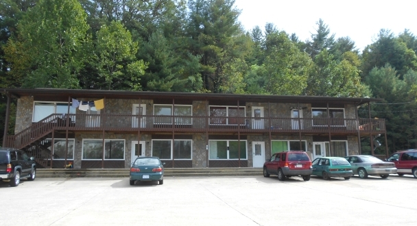 Primary Photo - 231 Carolina Mountain Dr