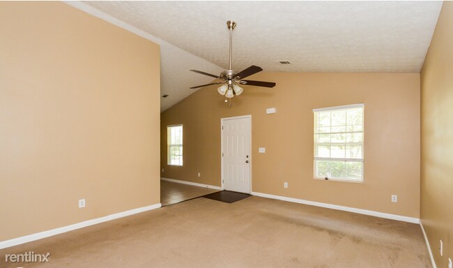 Building Photo - 3 br, 2 bath House - 485 Lakeshore Dr