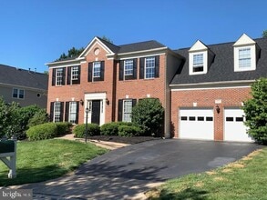 Building Photo - 15112 Windy Hollow Cir