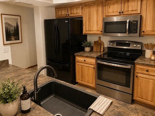 Foto del edificio - 23646 Pondview Pl