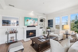 Building Photo - 30 Talmont