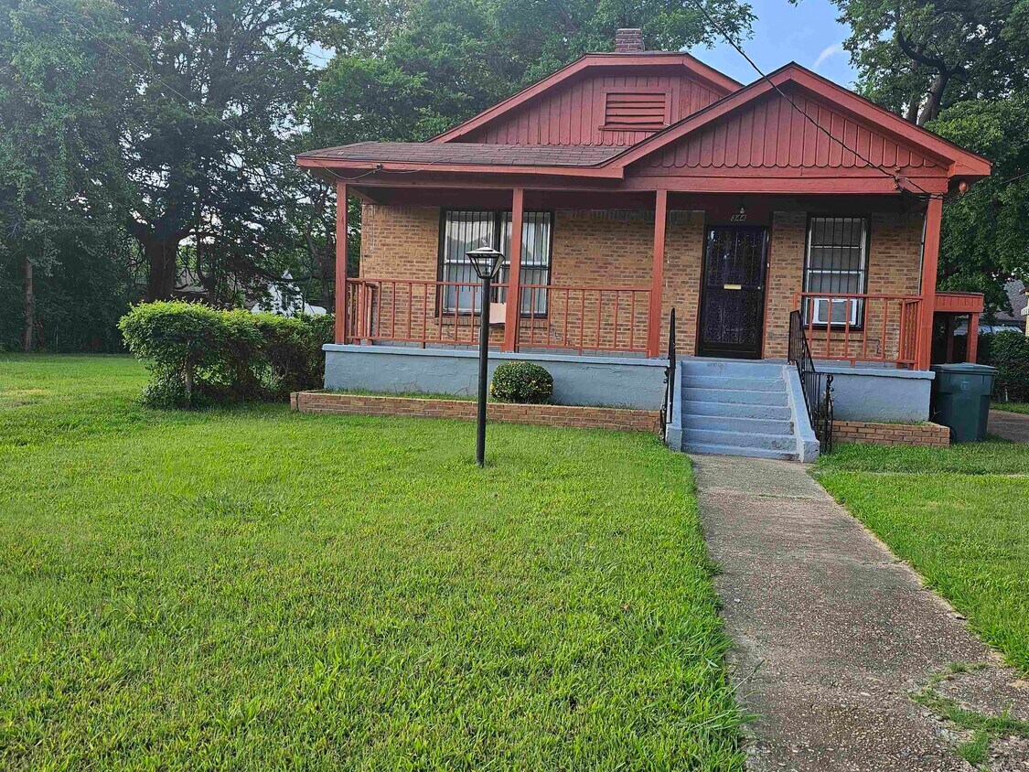 Foto principal - 344 W Person Ave