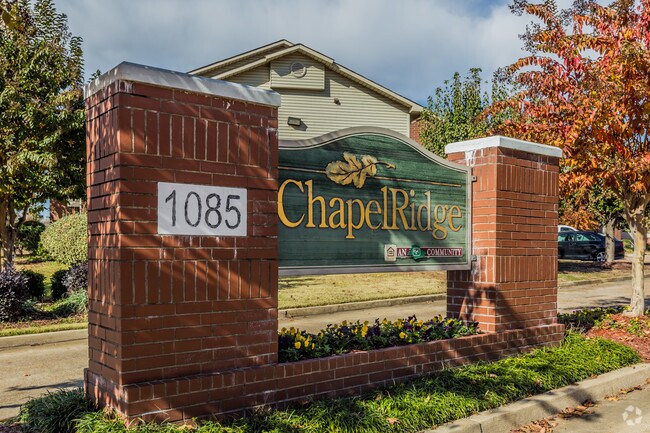 Foto del edificio - Chapel Ridge Apartments