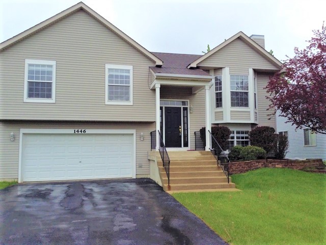 Primary Photo - 1446 N Blackhawk Circle