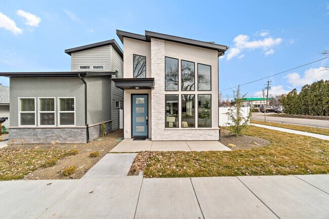 Foto del edificio - 1530 S Denver Ave