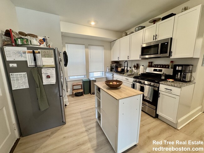 Photo - 127 Eliot St Apartment