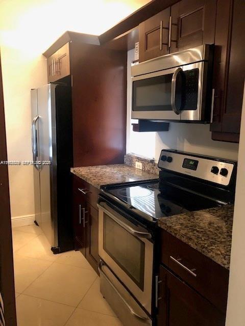 Foto del edificio - 10187 Twin Lakes Dr