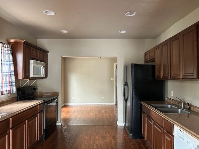 Building Photo - Renovated Harlandale 3 Bedroom, 2 Bathroom...