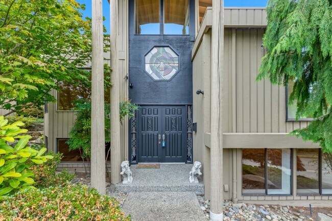 Building Photo - 4Bd/3Ba Seattle House