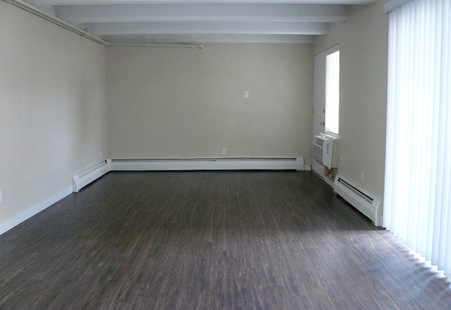 Building Photo - 1516 Perry St