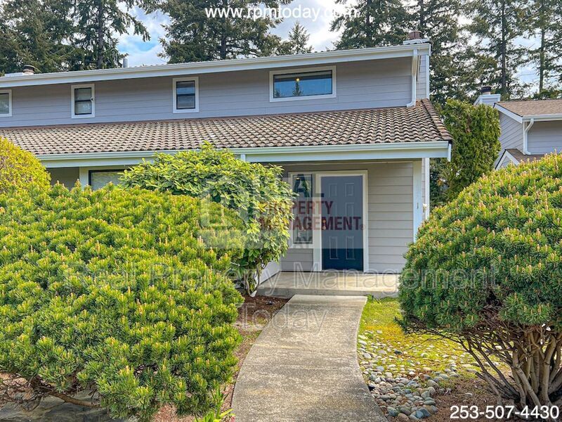 Primary Photo - 1321 Contra Costa Ave