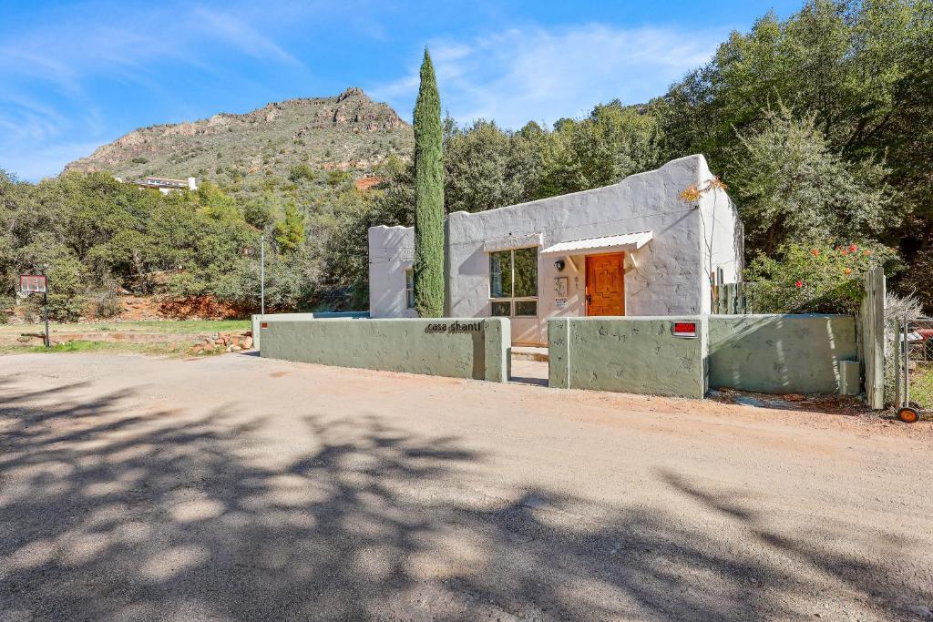 51 Julie Ln, Sedona, AZ 86336 House for Rent in Sedona, AZ