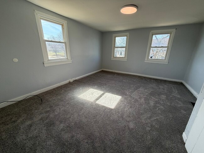 Building Photo - 1614 Kings Hwy