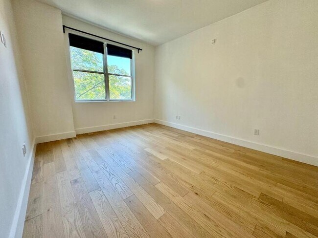 Building Photo - 1 bedroom in Brooklyn NY 11230