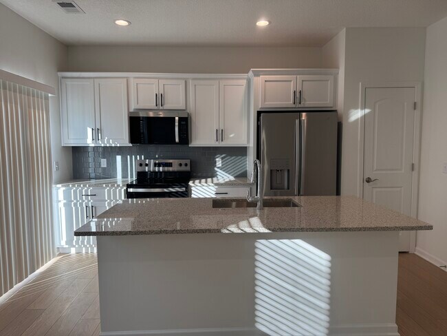 Foto del edificio - 5888 Butterfield Ct