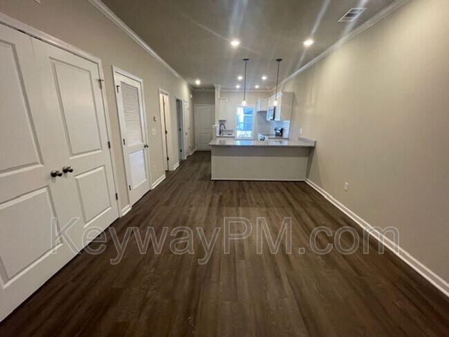 Foto del edificio - 5004 Greer Dr