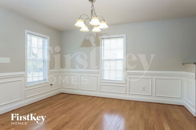 Foto del edificio - 288 Southcircle Dr NW