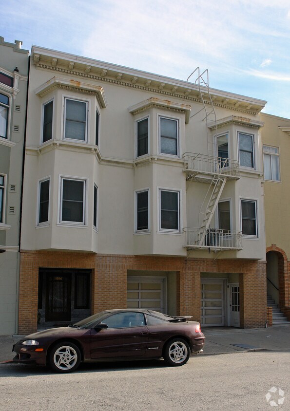 Primary Photo - 1556 Taylor St